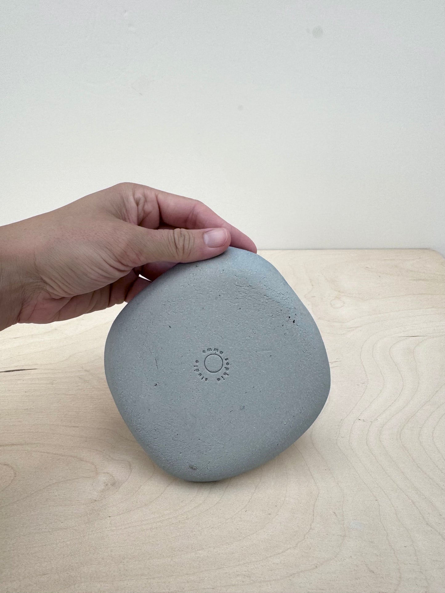 small plate in blue no.1