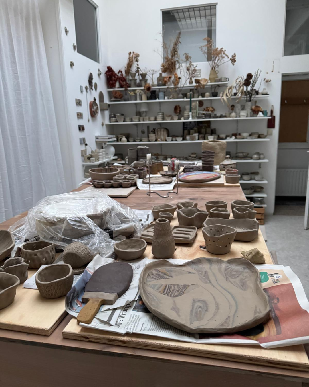 Workshop handvormen / zondag 9 november 2025 / 15:00 - 18:00