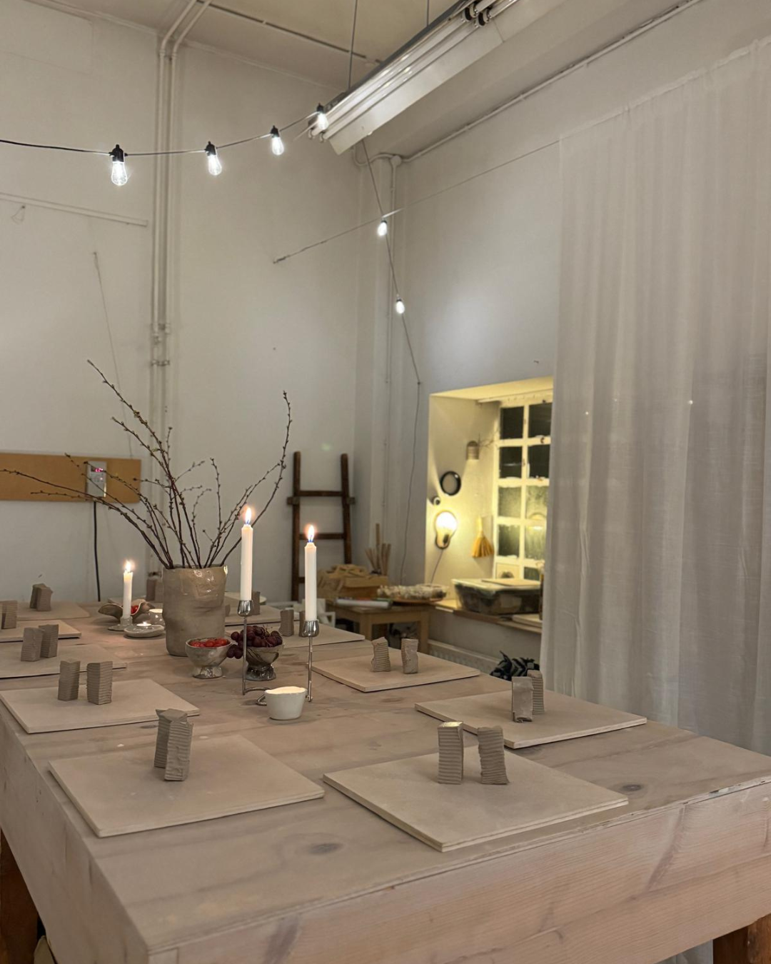 Workshop handvormen / zondag 9 november 2025 / 15:00 - 18:00