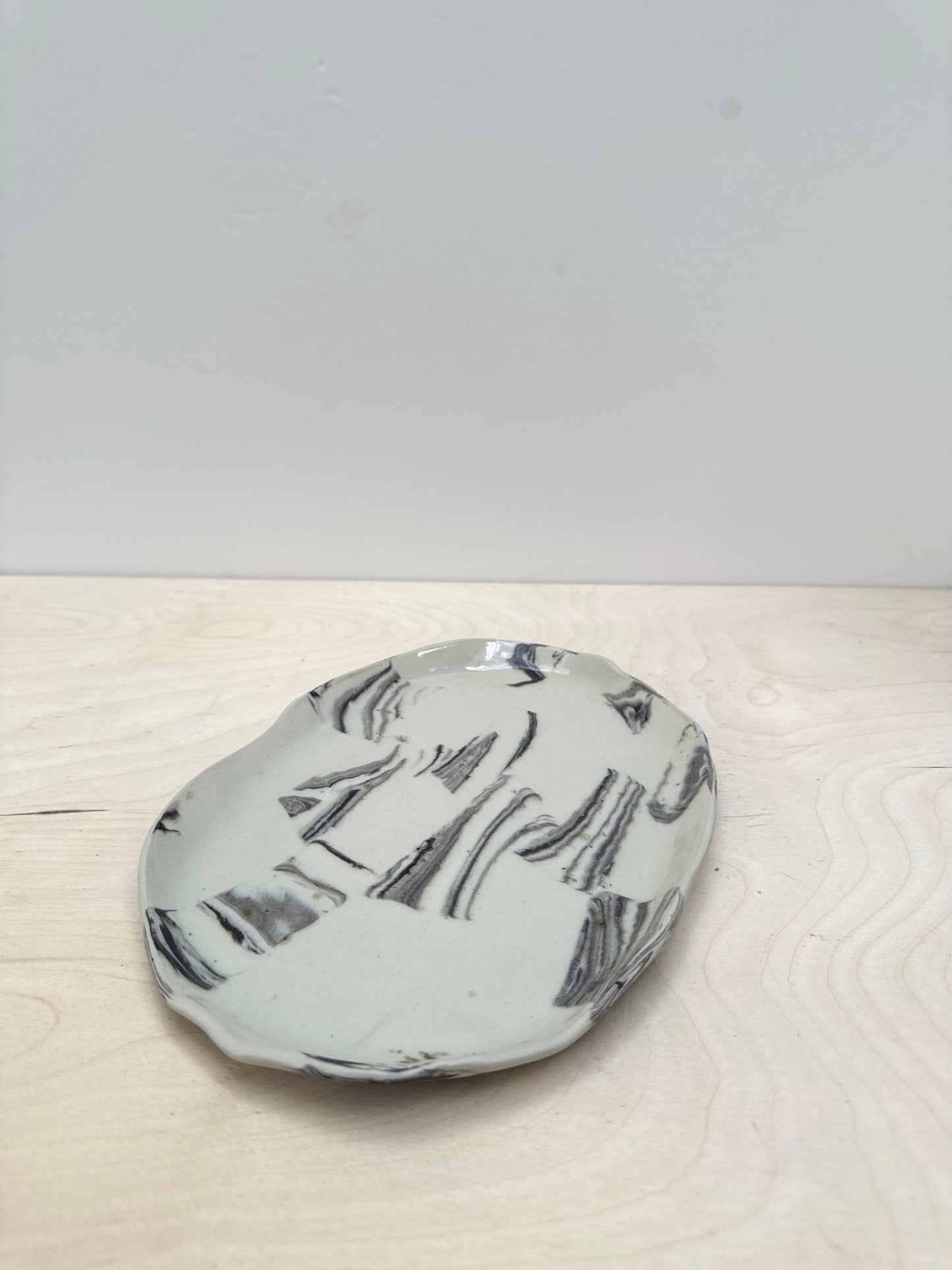 plate light checkered no.2